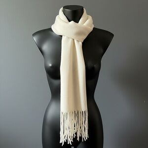 Steve Madden Cream Pashmina Shawl Scarf NWT